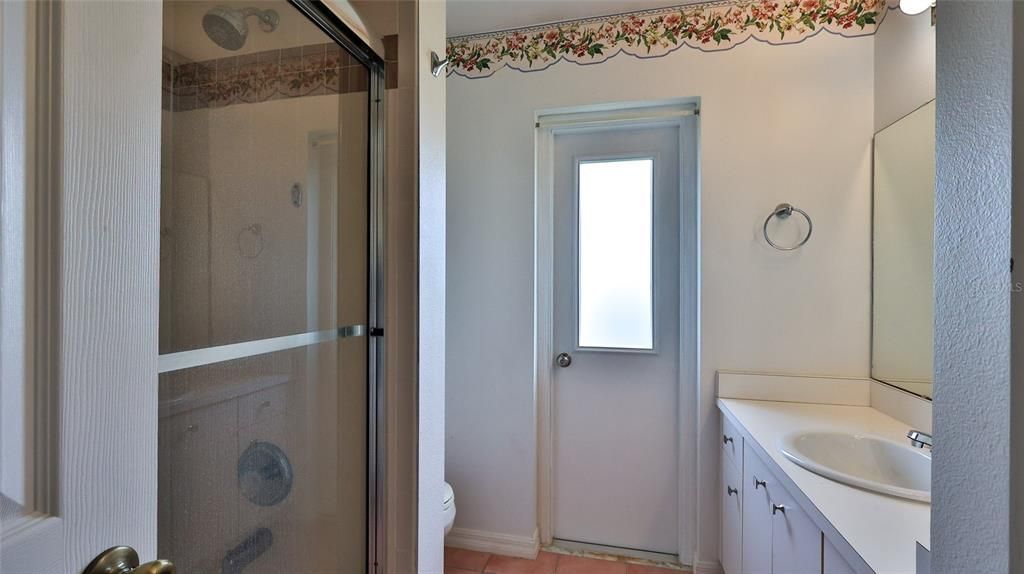 Active With Contract: $399,500 (3 beds, 2 baths, 1937 Square Feet)