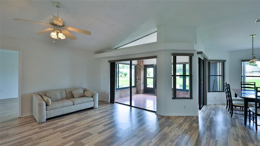 Active With Contract: $399,500 (3 beds, 2 baths, 1937 Square Feet)