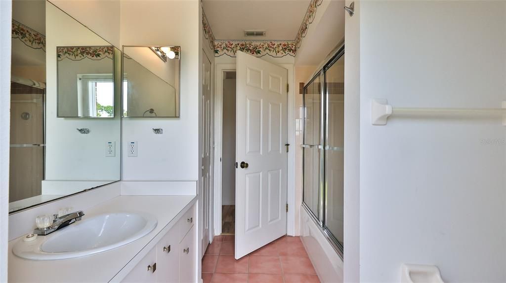 Active With Contract: $399,500 (3 beds, 2 baths, 1937 Square Feet)