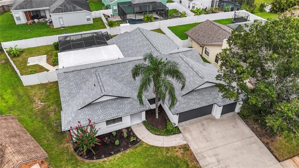 Под контрактом: $610,000 (4 спален, 2 ванн, 2462 Квадратных фут)