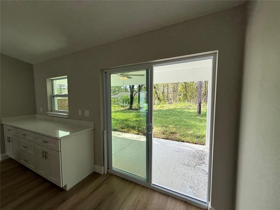 На продажу: $270,000 (3 спален, 2 ванн, 1448 Квадратных фут)