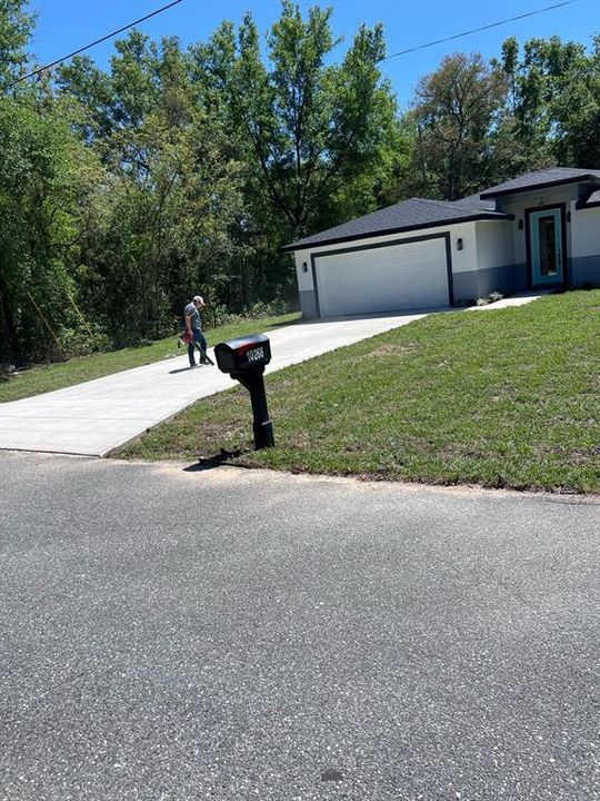 For Rent: $1,800 (3 beds, 2 baths, 1411 Square Feet)