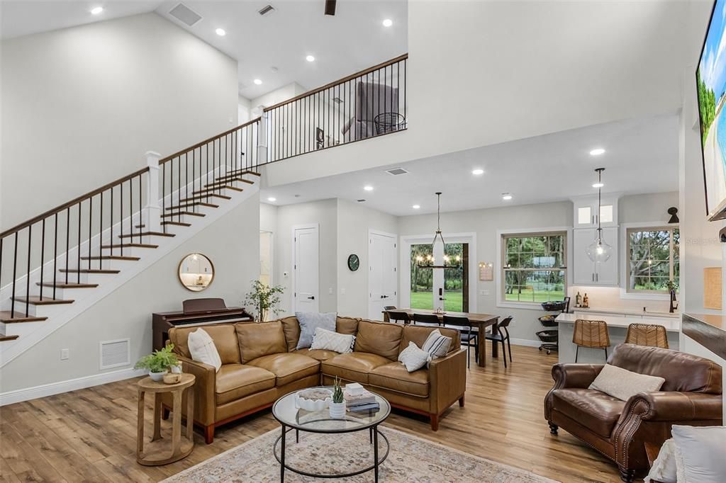 На продажу: $1,495,000 (3 спален, 3 ванн, 2894 Квадратных фут)