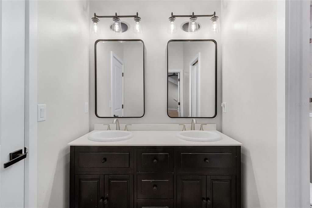 На продажу: $1,495,000 (3 спален, 3 ванн, 2894 Квадратных фут)