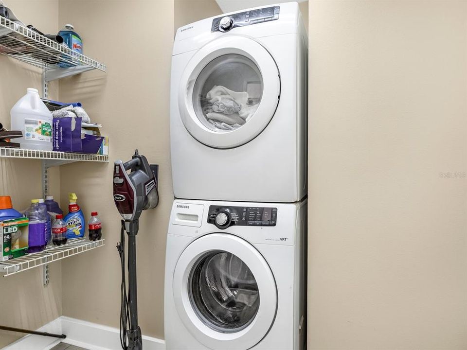 For Sale: $475,000 (3 beds, 2 baths, 1830 Square Feet)