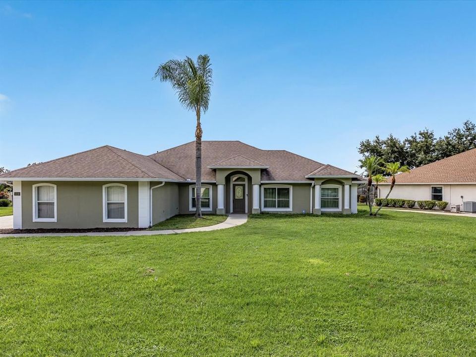 For Sale: $475,000 (3 beds, 2 baths, 1830 Square Feet)