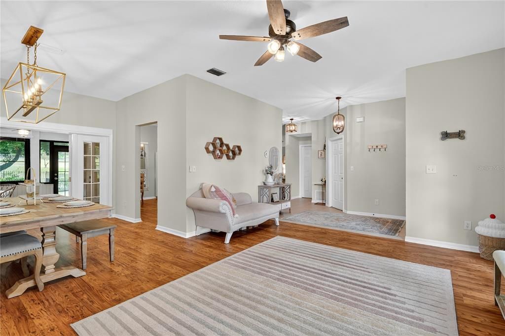 Active With Contract: $574,900 (4 beds, 2 baths, 2147 Square Feet)