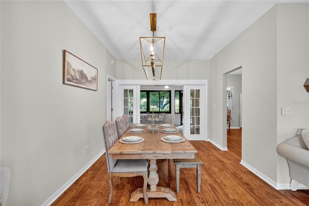 Active With Contract: $574,900 (4 beds, 2 baths, 2147 Square Feet)