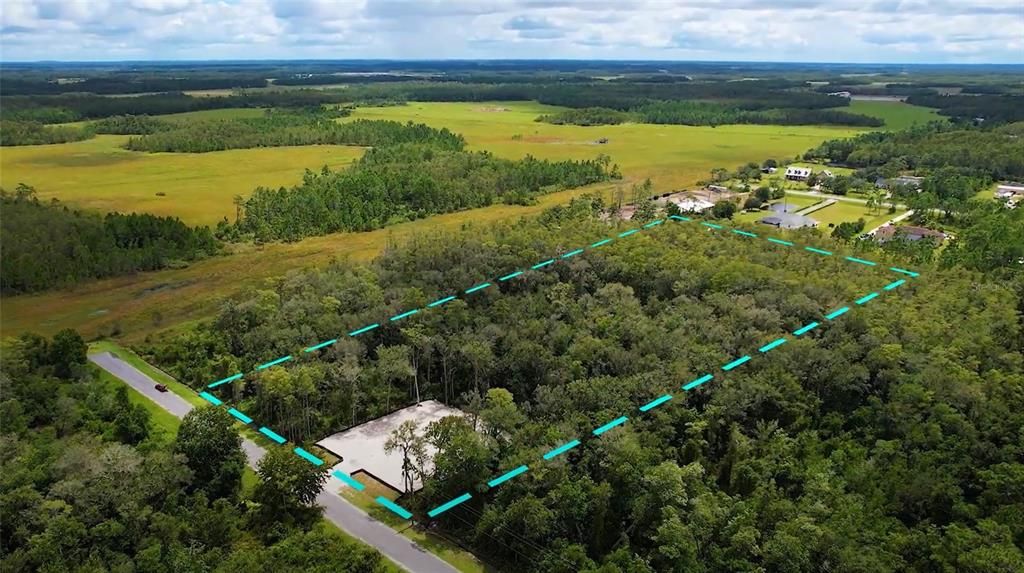 待售: $298,000 (3.25 acres)