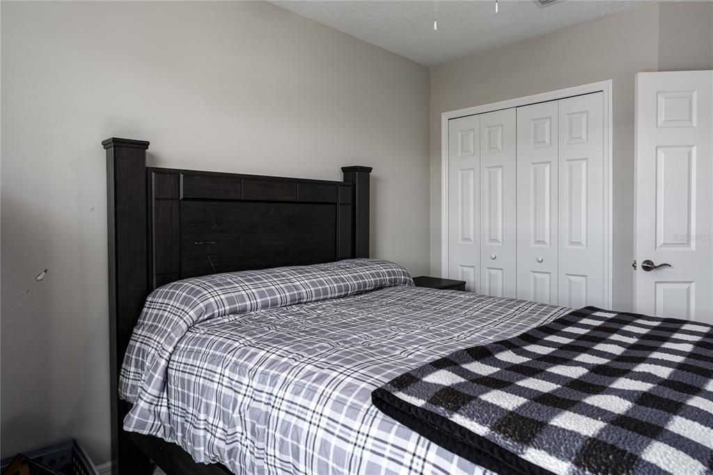 En Venta: $315,900 (3 camas, 2 baños, 1575 Pies cuadrados)