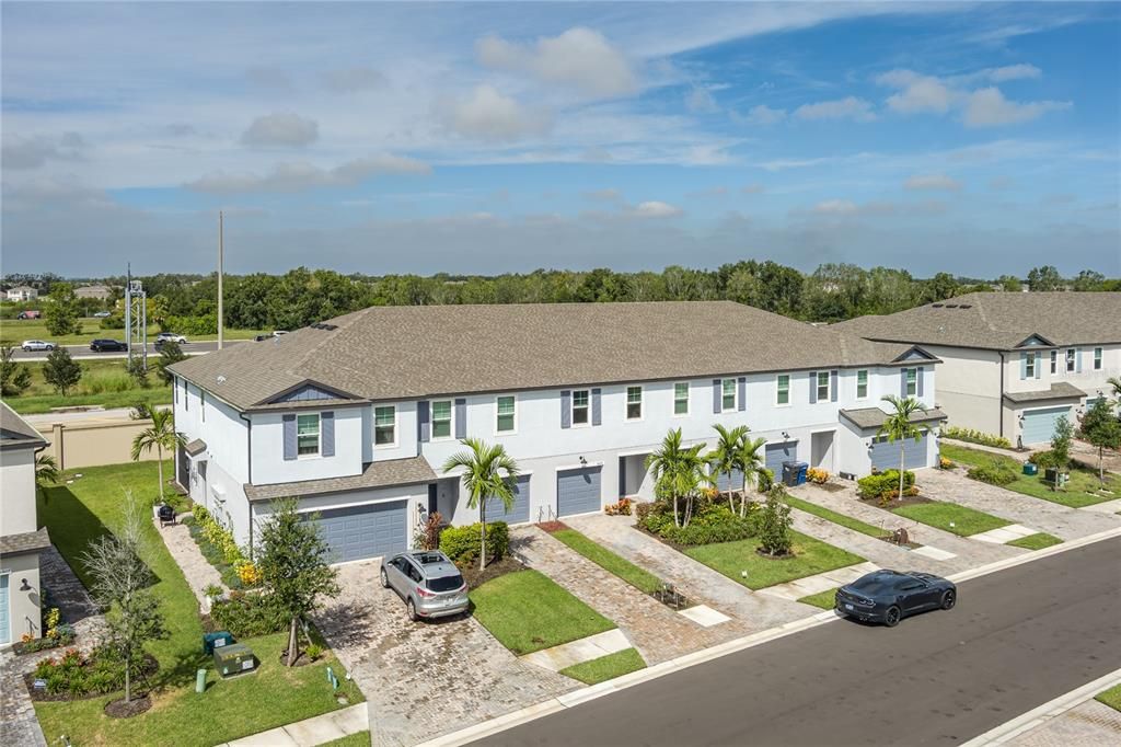 En Venta: $315,900 (3 camas, 2 baños, 1575 Pies cuadrados)