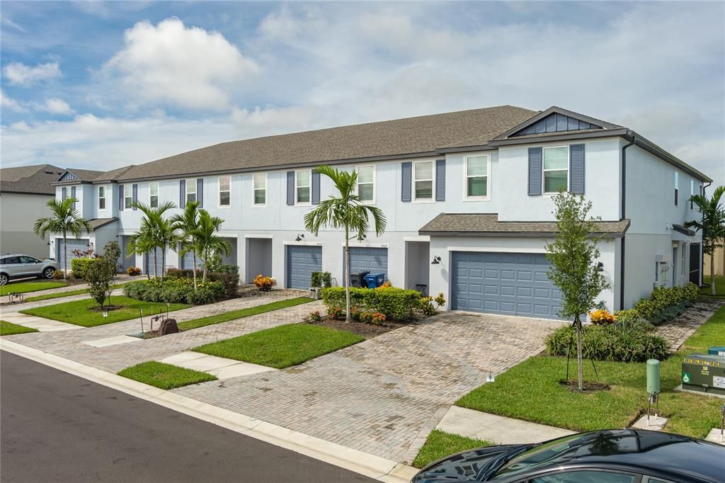 En Venta: $315,900 (3 camas, 2 baños, 1575 Pies cuadrados)