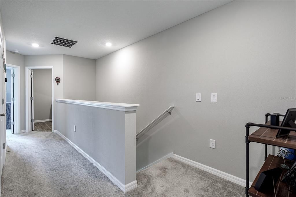 En Venta: $315,900 (3 camas, 2 baños, 1575 Pies cuadrados)