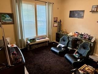 出租: $4,000 (4 贝兹, 3 浴室, 2475 平方英尺)