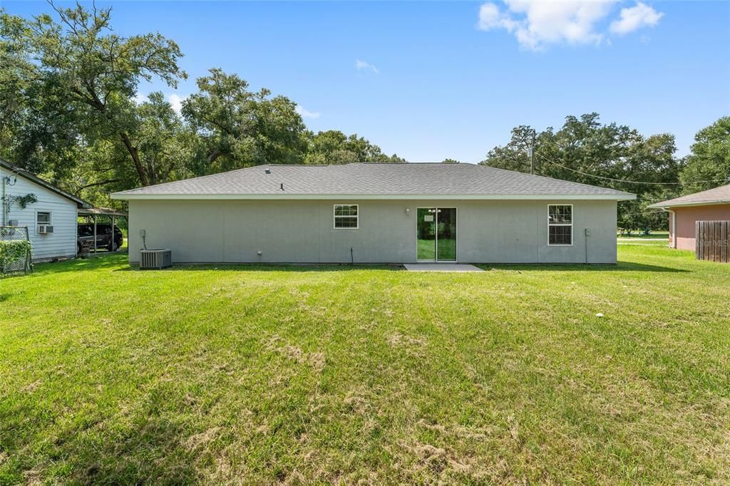 合同活跃: $224,000 (3 贝兹, 2 浴室, 1246 平方英尺)