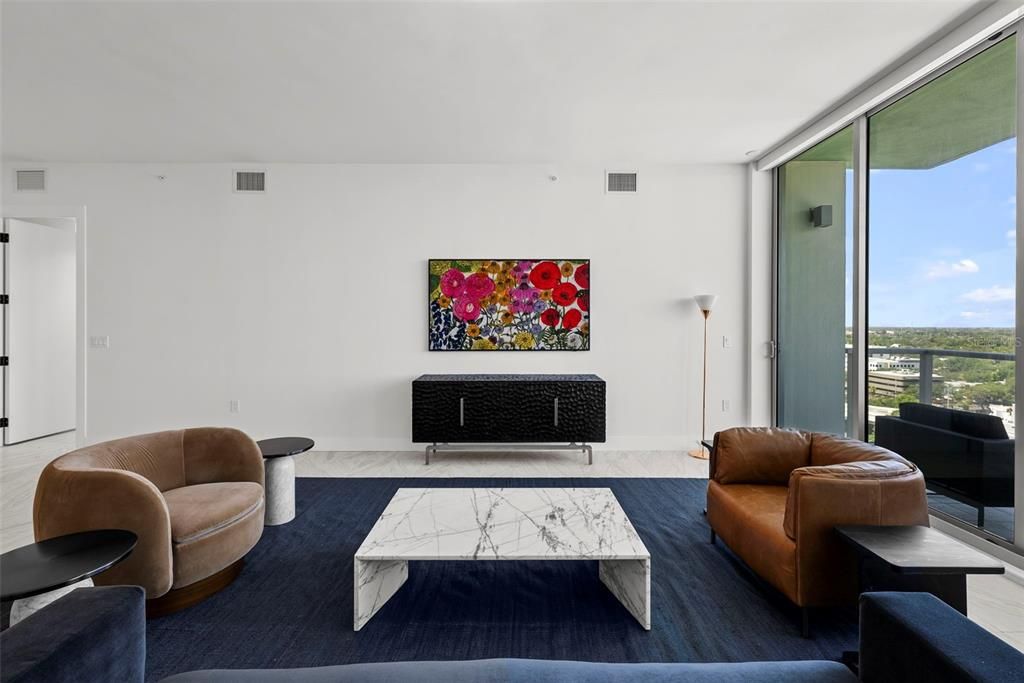 出租: $9,200 (2 贝兹, 2 浴室, 1923 平方英尺)