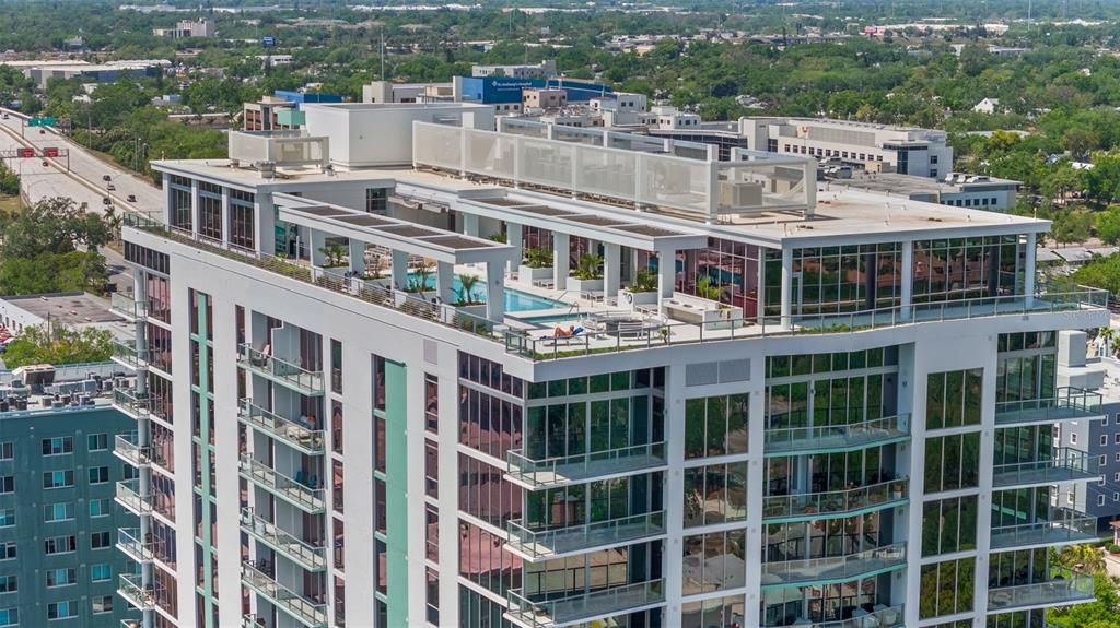 出租: $9,200 (2 贝兹, 2 浴室, 1923 平方英尺)