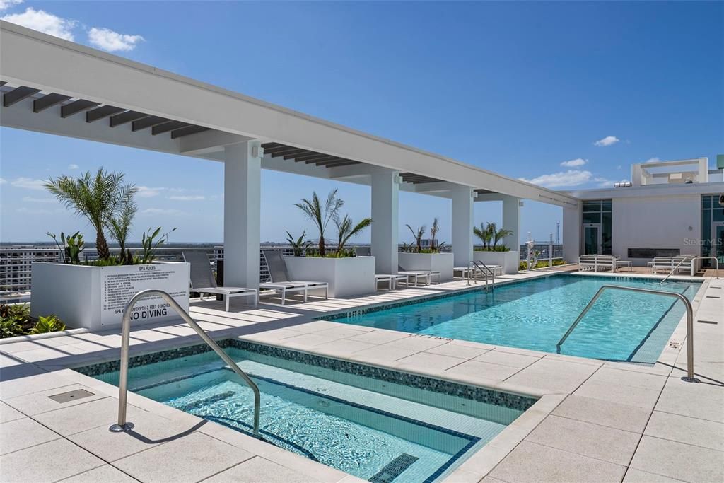 出租: $9,200 (2 贝兹, 2 浴室, 1923 平方英尺)