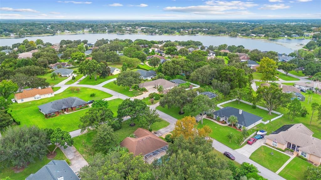 En Venta: $439,000 (4 camas, 2 baños, 1822 Pies cuadrados)