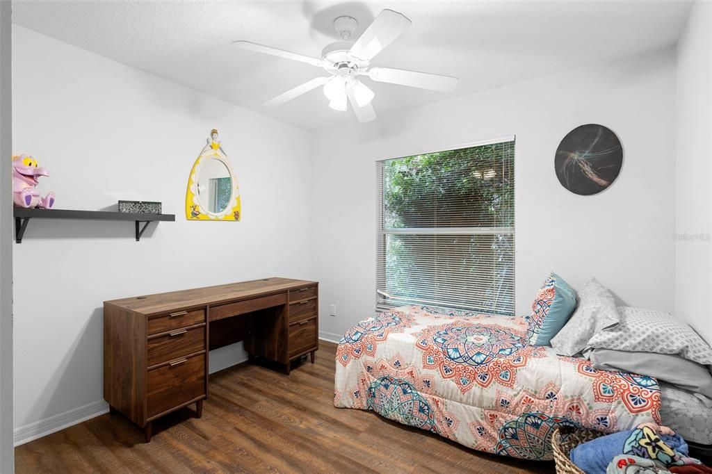 En Venta: $439,000 (4 camas, 2 baños, 1822 Pies cuadrados)