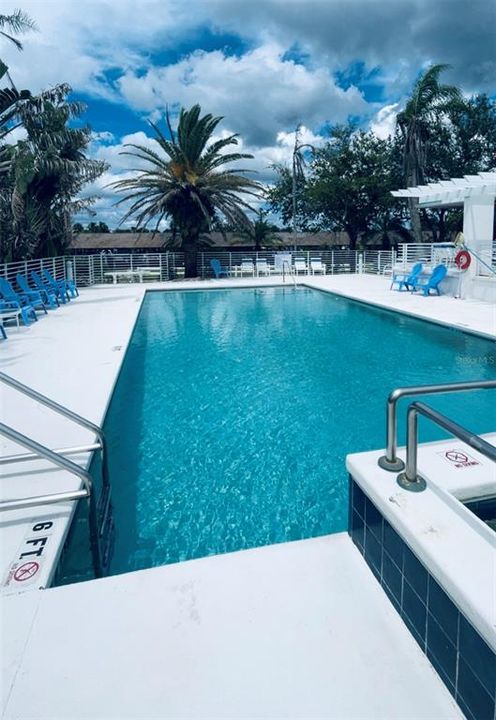 出租: $2,200 (3 贝兹, 3 浴室, 1590 平方英尺)