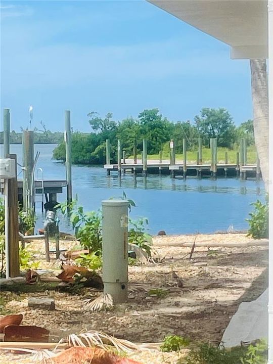 出租: $2,200 (3 贝兹, 3 浴室, 1590 平方英尺)