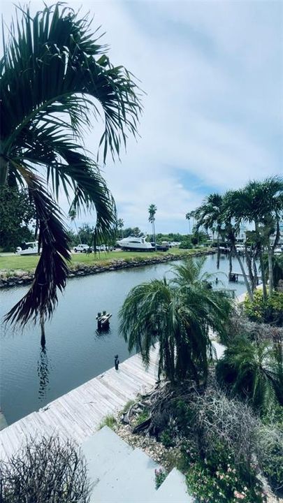 出租: $2,200 (3 贝兹, 3 浴室, 1590 平方英尺)