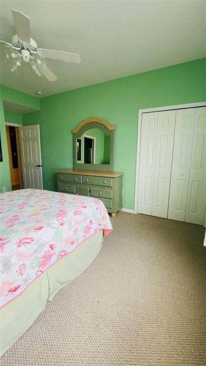 出租: $2,200 (3 贝兹, 3 浴室, 1590 平方英尺)