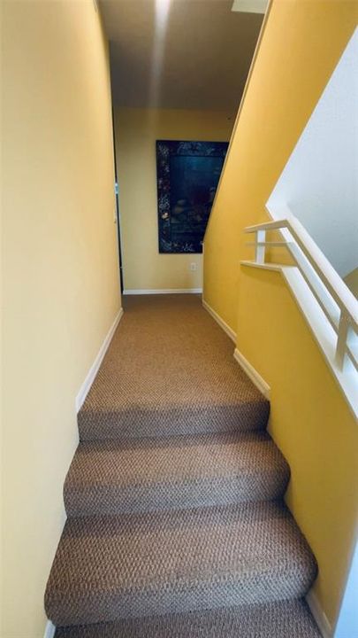 出租: $2,200 (3 贝兹, 3 浴室, 1590 平方英尺)