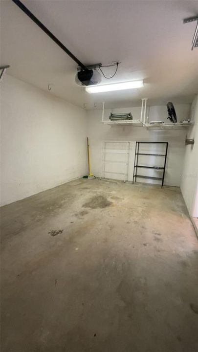 出租: $2,200 (3 贝兹, 3 浴室, 1590 平方英尺)