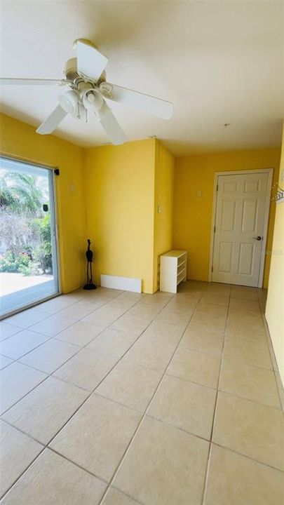 出租: $2,200 (3 贝兹, 3 浴室, 1590 平方英尺)