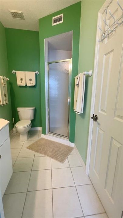 出租: $2,200 (3 贝兹, 3 浴室, 1590 平方英尺)