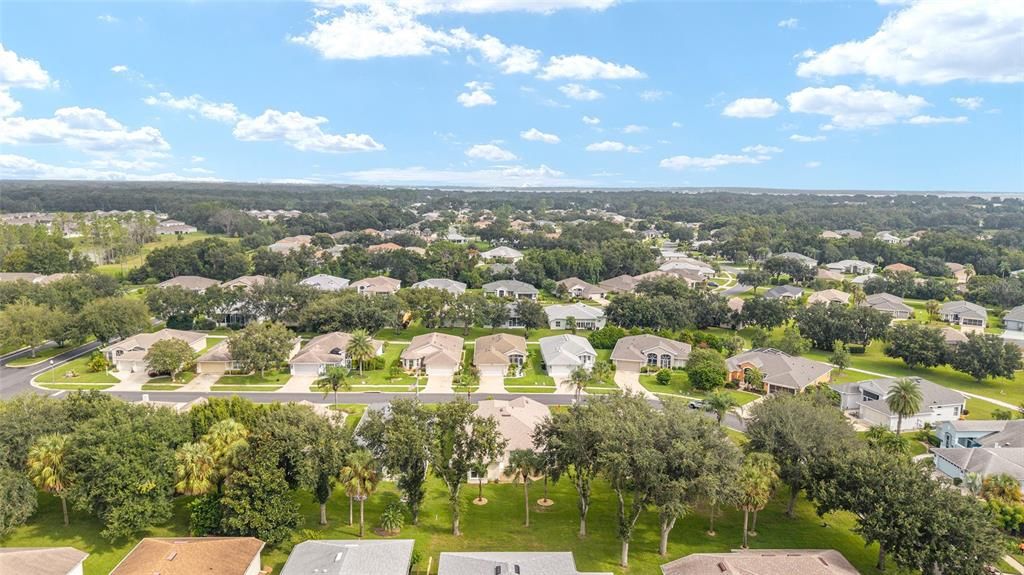 合同活跃: $320,000 (3 贝兹, 2 浴室, 2182 平方英尺)