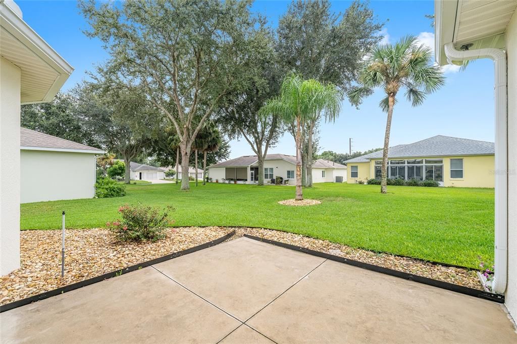 合同活跃: $320,000 (3 贝兹, 2 浴室, 2182 平方英尺)