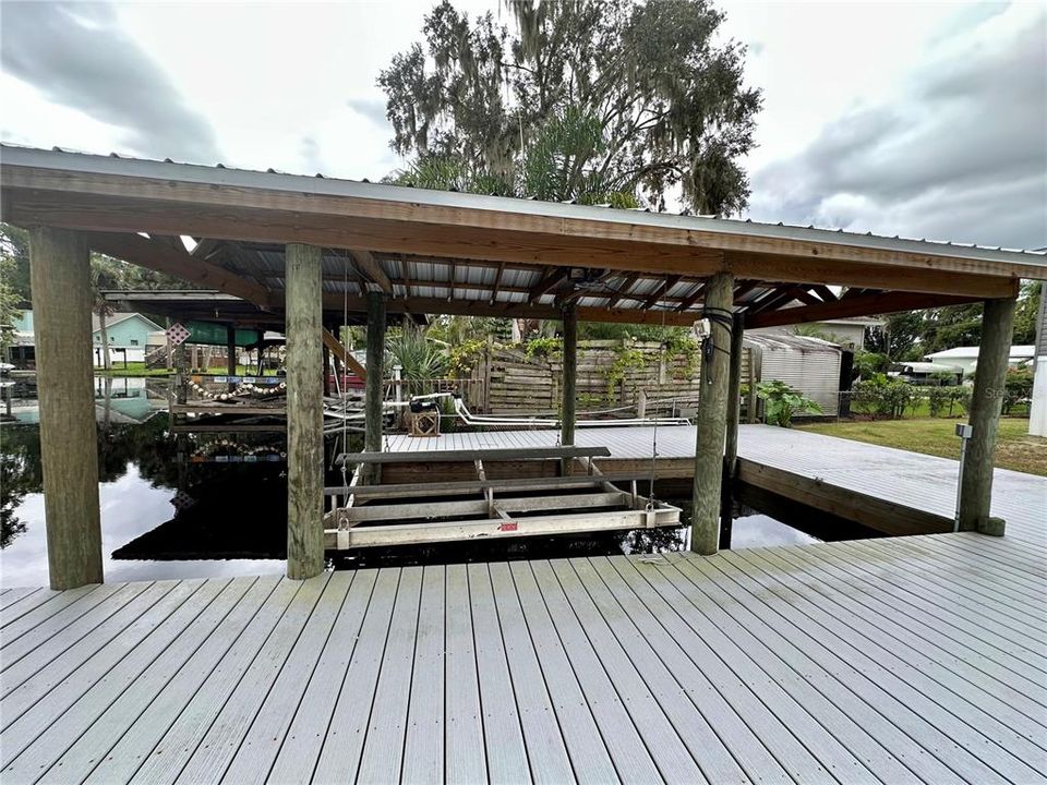 For Sale: $399,000 (4 beds, 2 baths, 1650 Square Feet)