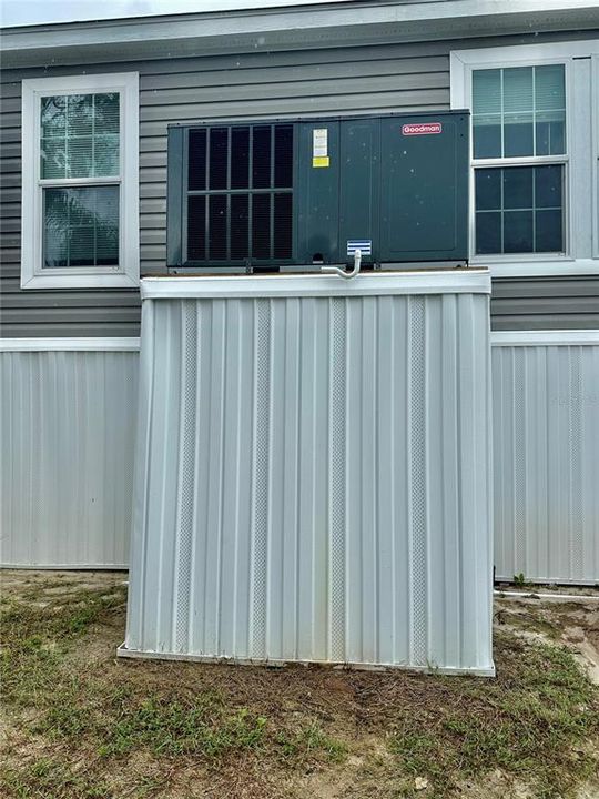 For Sale: $399,000 (4 beds, 2 baths, 1650 Square Feet)