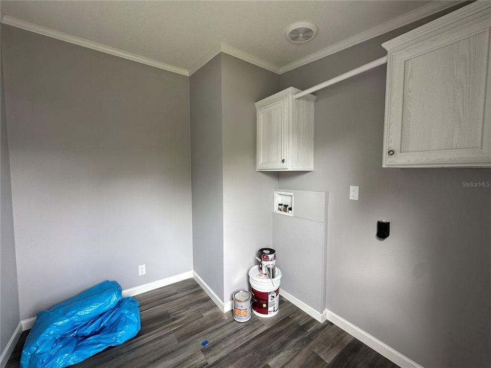 For Sale: $399,000 (4 beds, 2 baths, 1650 Square Feet)