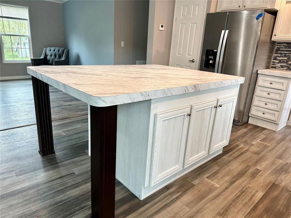 For Sale: $399,000 (4 beds, 2 baths, 1650 Square Feet)