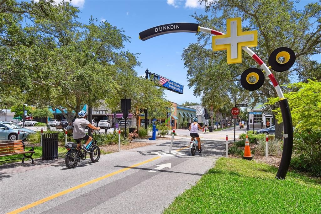 Activo con contrato: $329,000 (2 camas, 1 baños, 892 Pies cuadrados)