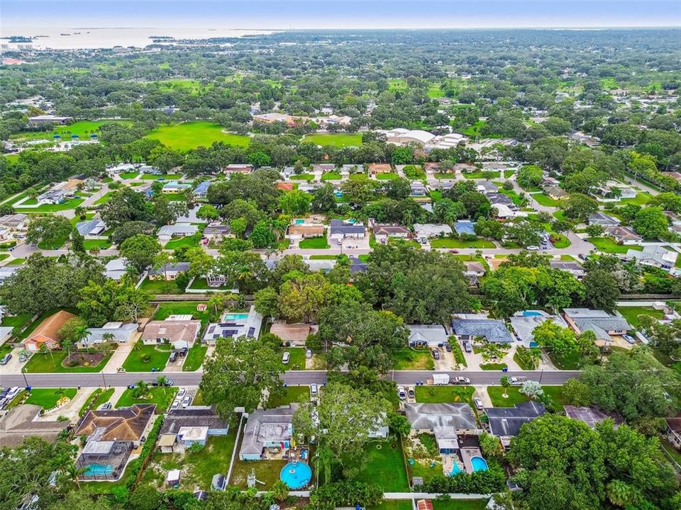 Activo con contrato: $329,000 (2 camas, 1 baños, 892 Pies cuadrados)