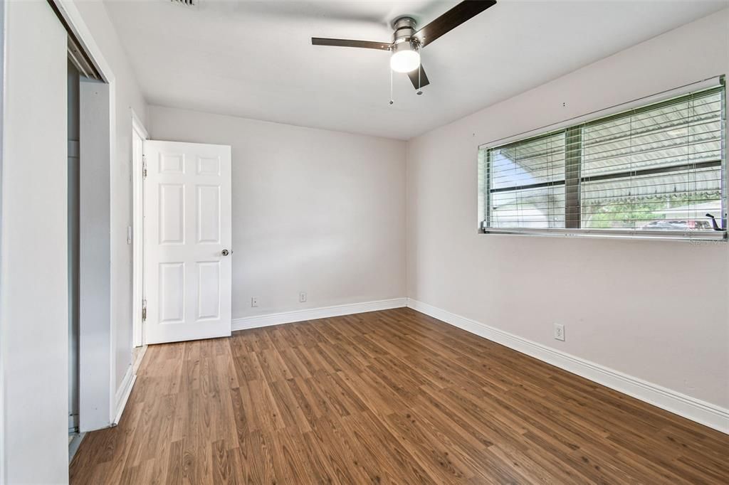 Activo con contrato: $329,000 (2 camas, 1 baños, 892 Pies cuadrados)