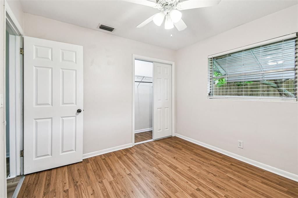 Activo con contrato: $329,000 (2 camas, 1 baños, 892 Pies cuadrados)