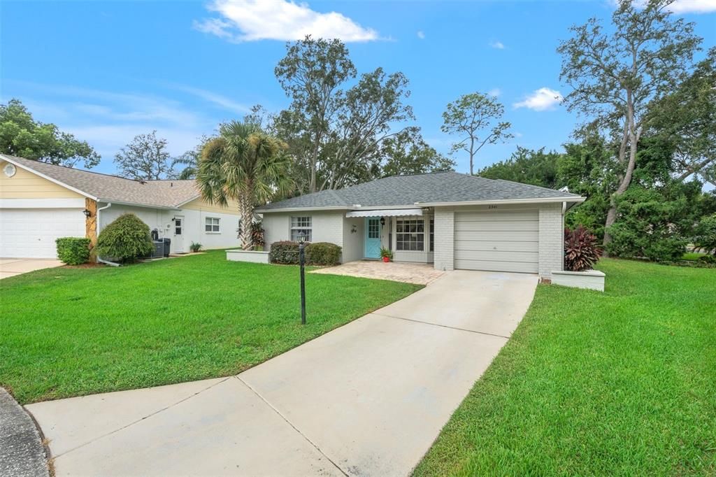 For Sale: $229,900 (2 beds, 2 baths, 1179 Square Feet)