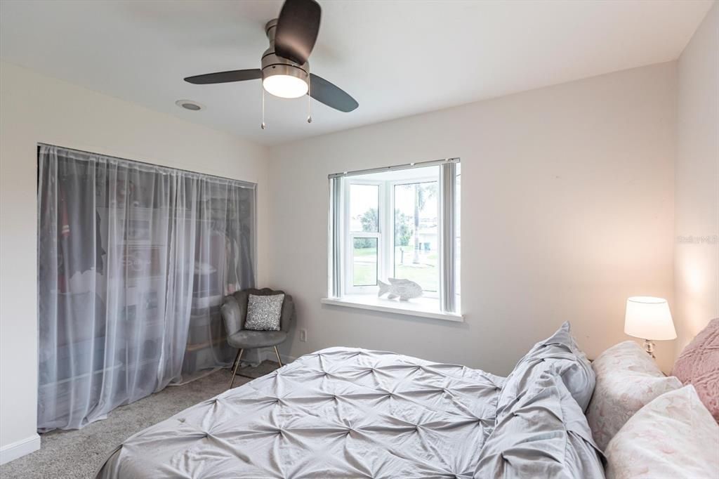 待售: $729,000 (3 贝兹, 2 浴室, 1424 平方英尺)