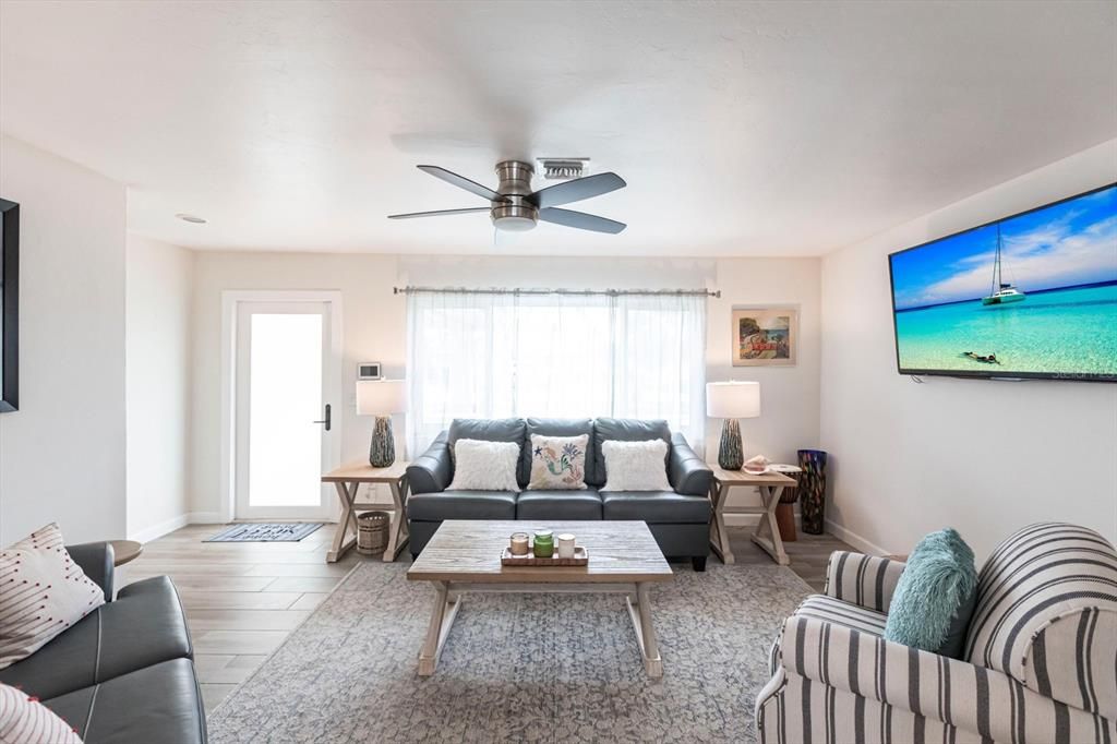 待售: $729,000 (3 贝兹, 2 浴室, 1424 平方英尺)