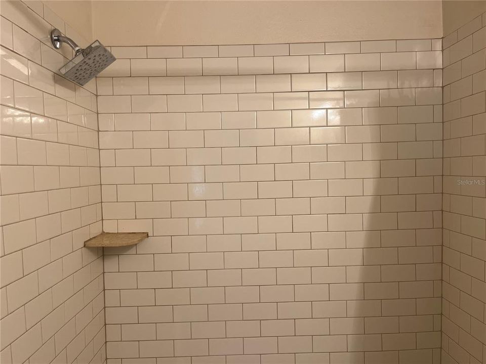 Active With Contract: $2,000 (2 beds, 2 baths, 1057 Square Feet)