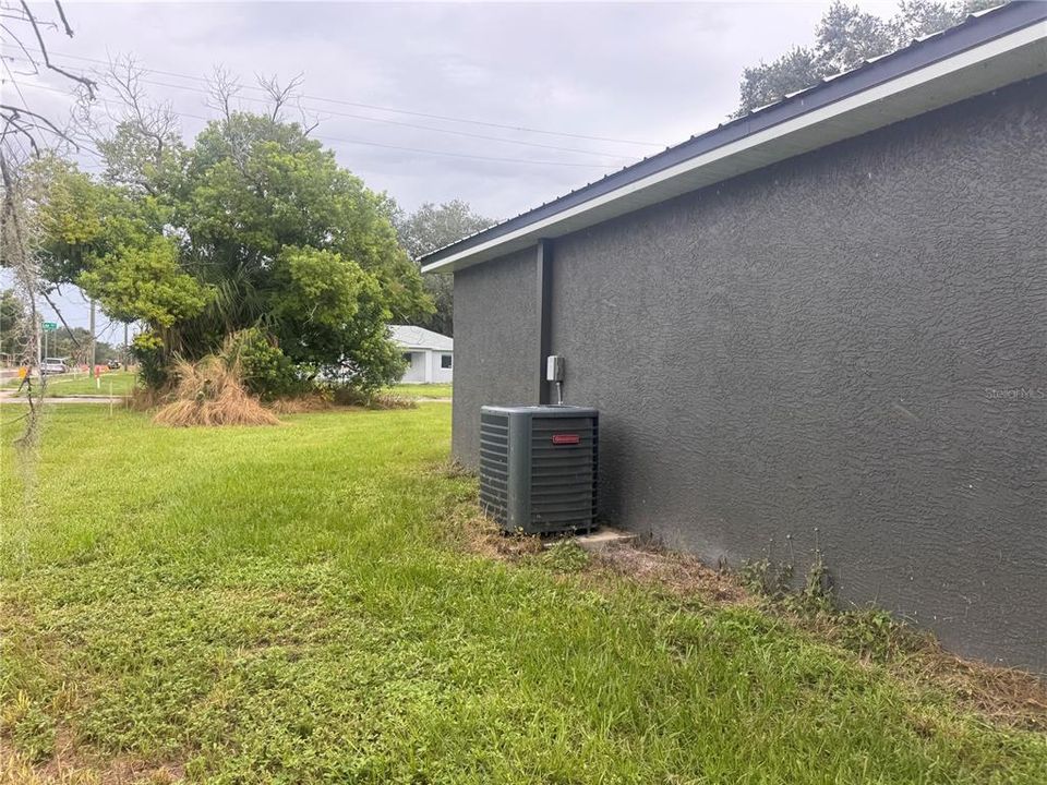 待售: $299,999 (3 贝兹, 2 浴室, 1378 平方英尺)