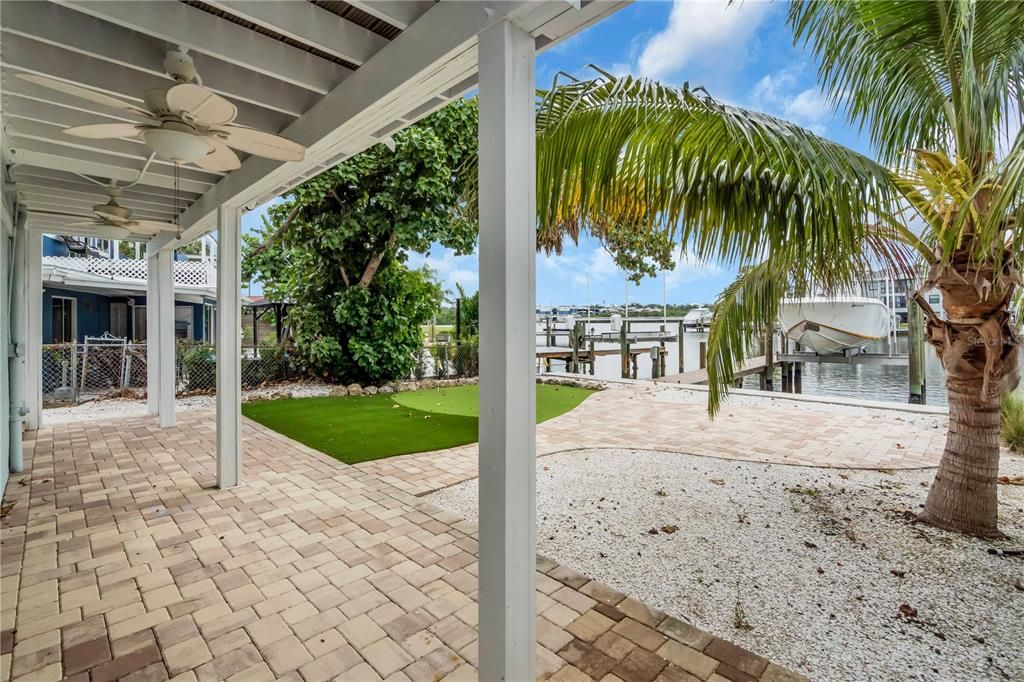 For Sale: $1,200,000 (3 beds, 3 baths, 1562 Square Feet)