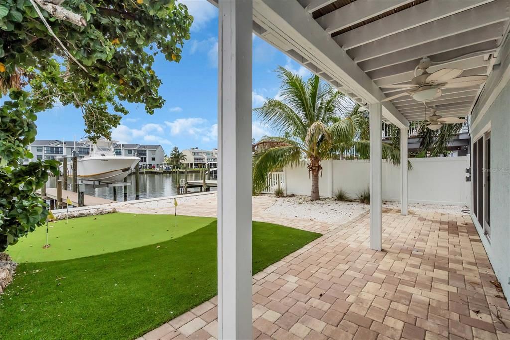 For Sale: $1,200,000 (3 beds, 3 baths, 1562 Square Feet)