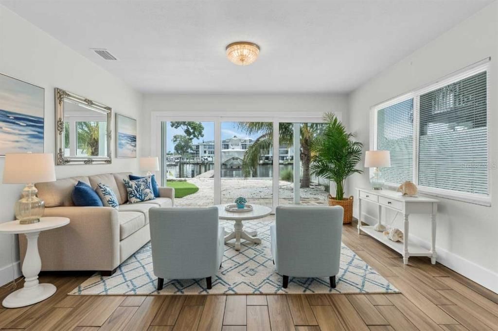 For Sale: $1,200,000 (3 beds, 3 baths, 1562 Square Feet)